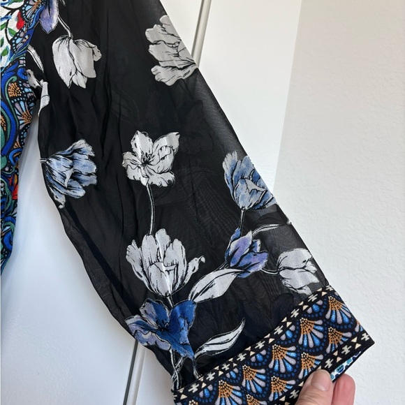 Like New, John Mark Multicolor Tunic With Embroidery, Size L - Picture 4 of 7